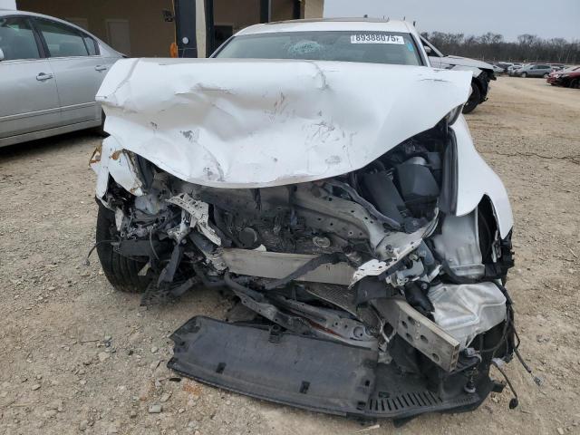 Photo 5 from auction – 2016 LEXUS IS 200T with VIN JTHBA1D24G5019444