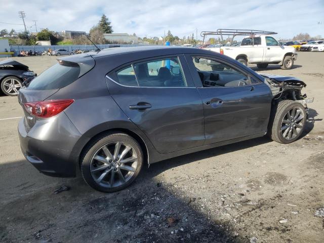 Photo 3 from auction – 2018 MAZDA 3 TOURING with VIN 3MZBN1L37JM171684