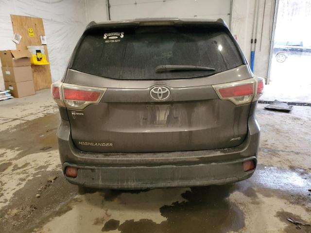 Photo 6 from auction – 2016 TOYOTA HIGHLANDER with VIN 5TDBKRFH9GS351842