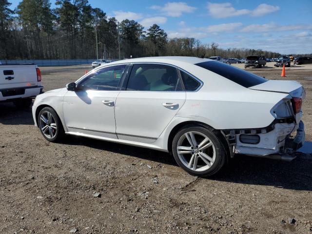 Photo 2 from auction – 2015 VOLKSWAGEN PASSAT SEL with VIN 1VWCV7A33FC093987