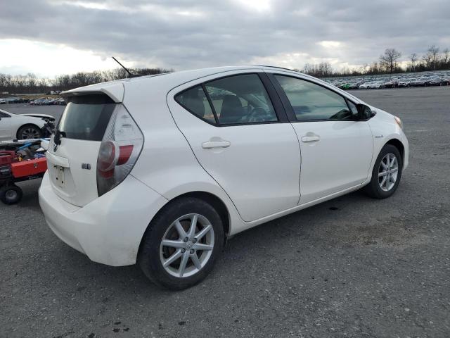 Photo 3 from auction – 2013 TOYOTA PRIUS C with VIN JTDKDTB37D1543318