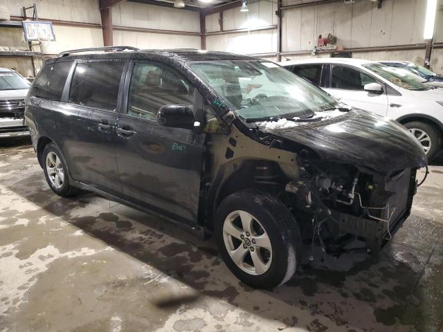 Photo 4 from auction – 2019 TOYOTA SIENNA with VIN 5TDZZ3DC7KS991281