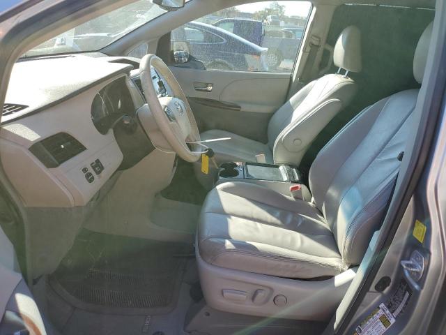 Photo 7 from auction – 2011 TOYOTA SIENNA XLE with VIN 5TDYK3DC4BS039094