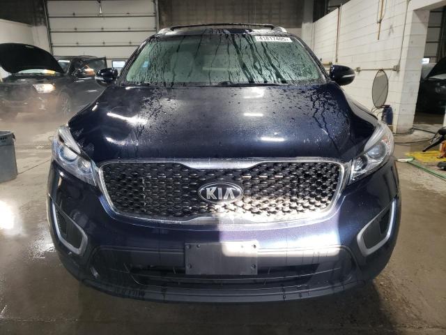 Photo 5 from auction – 2017 KIA SORENTO LX with VIN 5XYPG4A34HG316629