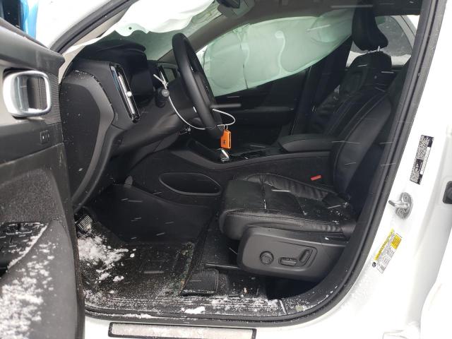 Photo 7 from auction – 2023 VOLVO XC40 PLUS with VIN YV4L12UNXP2931564