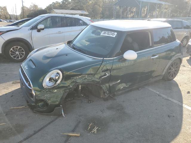 MINI COOPER S 2015 with VIN WMWXP7C56F2A37383 - Photo from auction