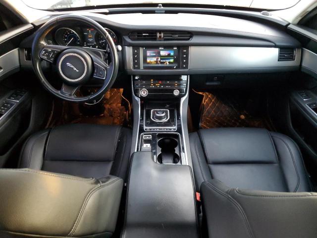 Photo 8 from auction – 2017 JAGUAR XF PREMIUM with VIN SAJBD4BV2HCY32514