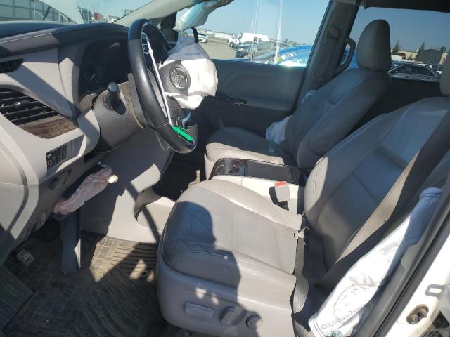 Photo 7 from auction – 2015 TOYOTA SIENNA XLE with VIN 5TDDK3DC7FS122121