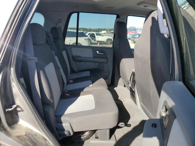 Photo 11 from auction – 2004 FORD EXPEDITION with VIN 1FMRU15W54LA70737