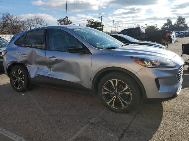 Photo 4 from auction – 2022 FORD ESCAPE SE with VIN 1FMCU0G64NUB52354
