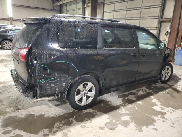 Photo 3 from auction – 2019 TOYOTA SIENNA with VIN 5TDZZ3DC7KS991281