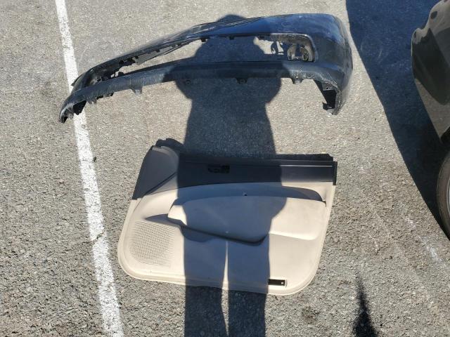 Photo 12 from auction – 2005 TOYOTA PRIUS with VIN JTDKB20U750122539