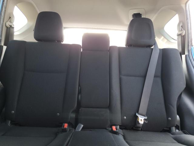 Photo 10 from auction – 2018 TOYOTA RAV4 LE with VIN JTMZFREV7JJ736489