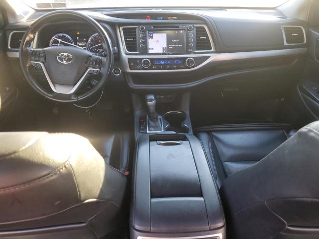 Photo 8 from auction – 2019 TOYOTA HIGHLANDER with VIN 5TDJZRFH7KS595960