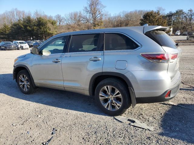 Снимка 2 от търг – 2015 TOYOTA HIGHLANDER с VIN 5TDBKRFH6FS107399