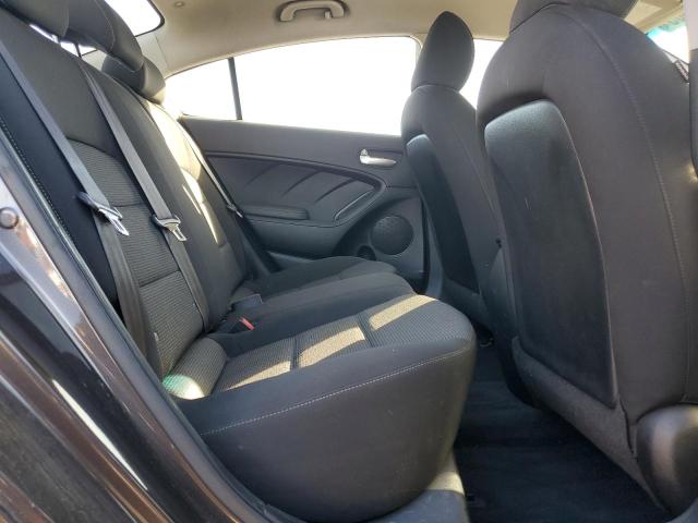 Photo 10 from auction – 2017 KIA FORTE LX with VIN 3KPFK4A73HE159668