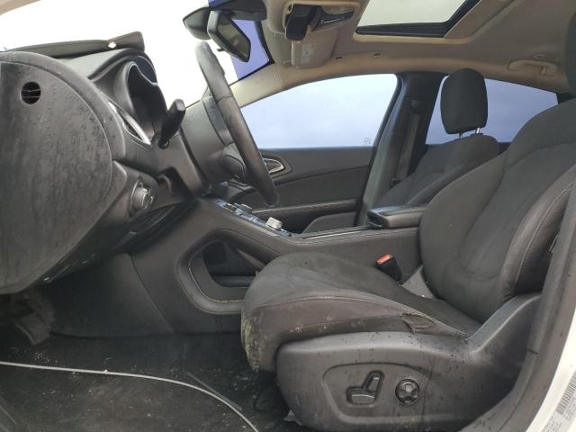 Photo 7 from auction – 2015 CHRYSLER 200 LIMITE with VIN 1C3CCCAB1FN722289
