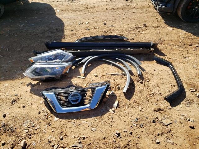 Photo 13 from auction – 2018 NISSAN ROGUE S with VIN KNMAT2MVXJP537691