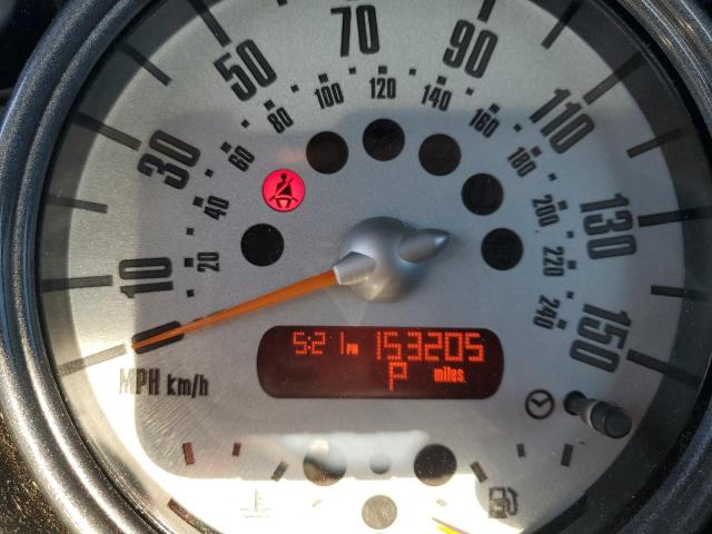 Photo 9 from auction – 2005 MINI COOPER with VIN WMWRC335X5TJ70196