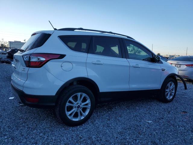 Photo 3 from auction – 2018 FORD ESCAPE SE with VIN 1FMCU0GD2JUA49233