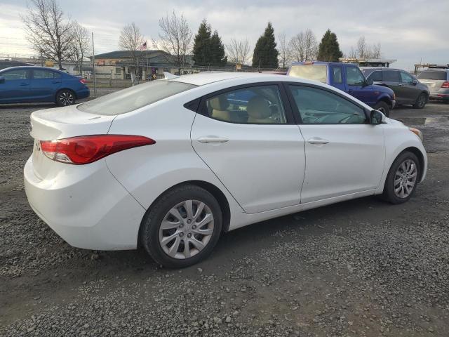 Photo 3 from auction – 2011 HYUNDAI ELANTRA GL with VIN 5NPDH4AE2BH044597