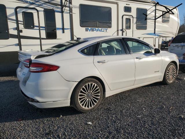 Photo 3 from auction – 2017 FORD FUSION TIT with VIN 3FA6P0RU9HR399892