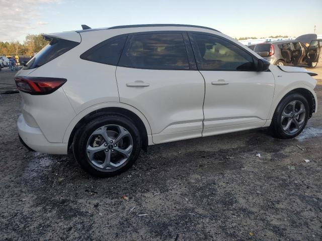 Photo 3 from auction – 2023 FORD ESCAPE ST with VIN 1FMCU0MN2PUA24046