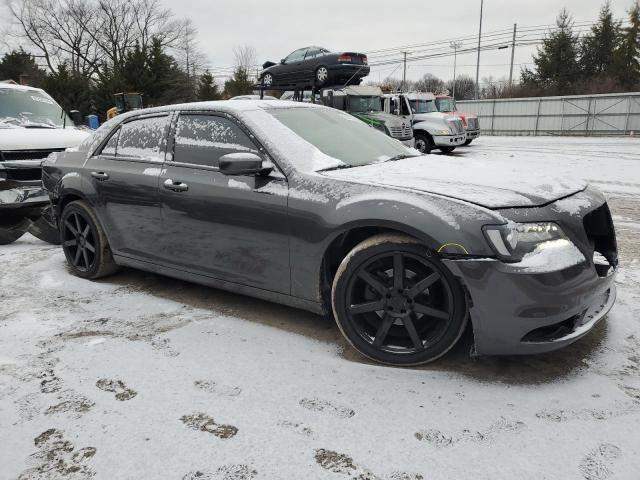 Photo 4 from auction – 2019 CHRYSLER 300 S with VIN 2C3CCABG0KH697645