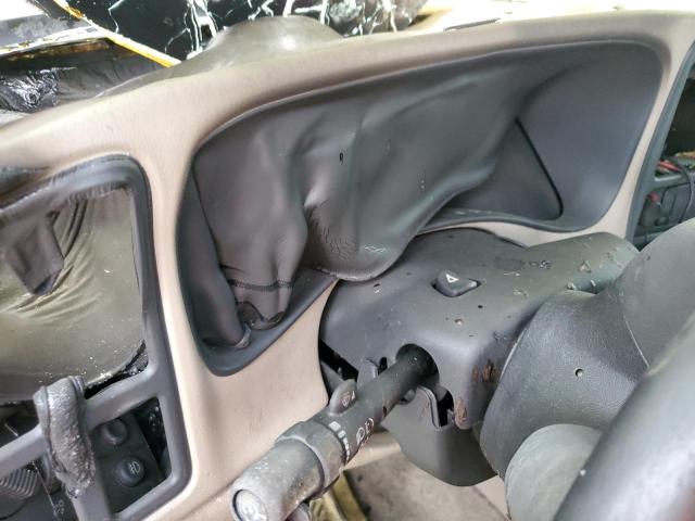Photo 9 from auction – 2004 CHEVROLET 1500 with VIN 2GCEC19T541110665