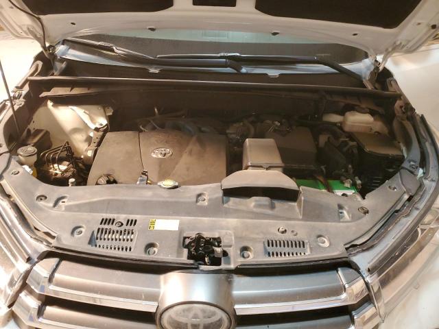 Photo 12 from auction – 2017 TOYOTA HIGHLANDER with VIN 5TDYZRFH9HS217789