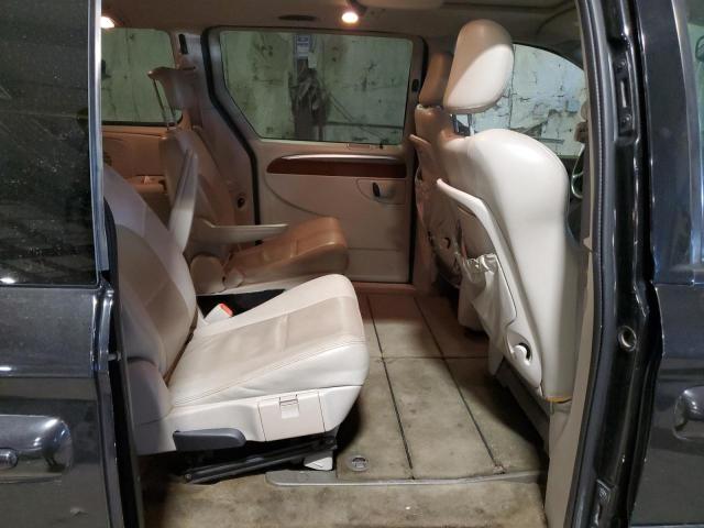 Photo 11 from auction – 2006 CHRYSLER TOWN & COU with VIN 2A4GP64L56R911256