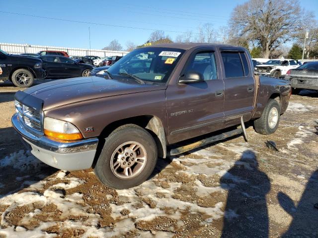 DODGE DAKOTA QUA 2000 with VIN 1B7GL2AX3YS715657 - Photo from auction