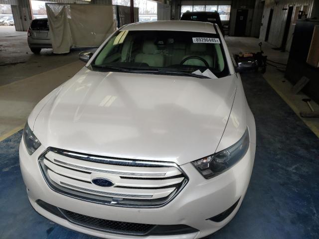 Photo 5 from auction – 2014 FORD TAURUS LIM with VIN 1FAHP2F88EG123637