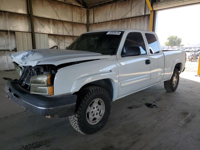 CHEVROLET SILVERADO 2004 with VIN 2GCEK19TX41260970 - Photo from auction