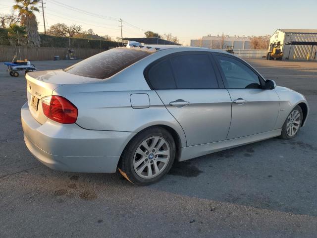 Photo 3 from auction – 2006 BMW 325 I with VIN WBAVB13506PT26441