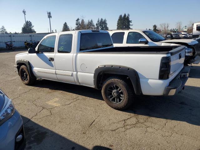 Photo 2 from auction – 2003 CHEVROLET SILVERADO with VIN 2GCEC19V831217886