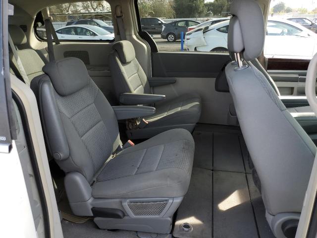 Photo 11 from auction – 2010 CHRYSLER TOWN & COU with VIN 2A4RR5D18AR289191