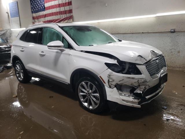 Photo 4 from auction – 2019 LINCOLN MKC SELECT with VIN 5LMCJ2D9XKUL10045