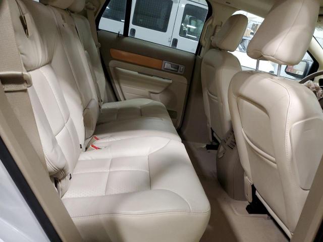 Photo 11 from auction – 2007 LINCOLN MKX with VIN 2LMDU88C97BJ13232