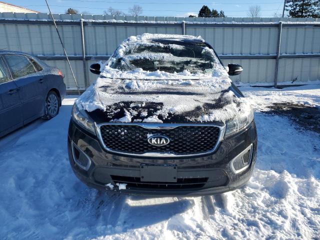 Photo 5 from auction – 2016 KIA SORENTO LX with VIN 5XYPGDA33GG058571