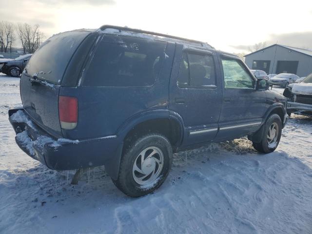 Photo 3 from auction – 2001 CHEVROLET BLAZER with VIN 1GNDT13W412198237