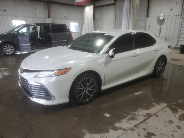 Photo 1 from auction – 2022 TOYOTA CAMRY XLE with VIN 4T1F31AK6NU577182