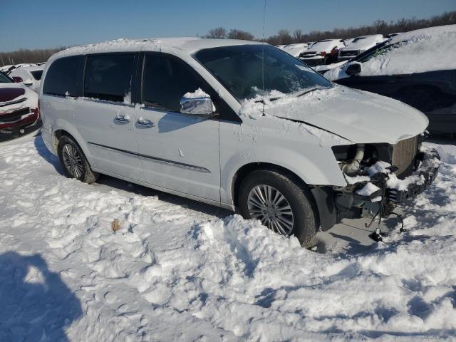 Photo 4 from auction – 2015 CHRYSLER TOWN & COU with VIN 2C4RC1CG1FR546589