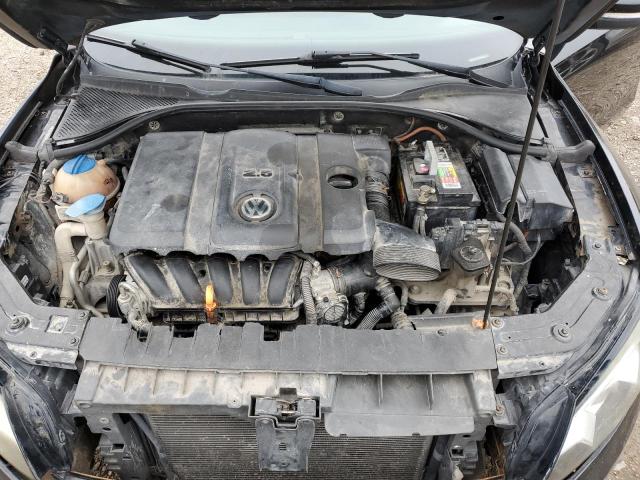 Photo 11 from auction – 2013 VOLKSWAGEN PASSAT S with VIN 1VWAP7A33DC004417