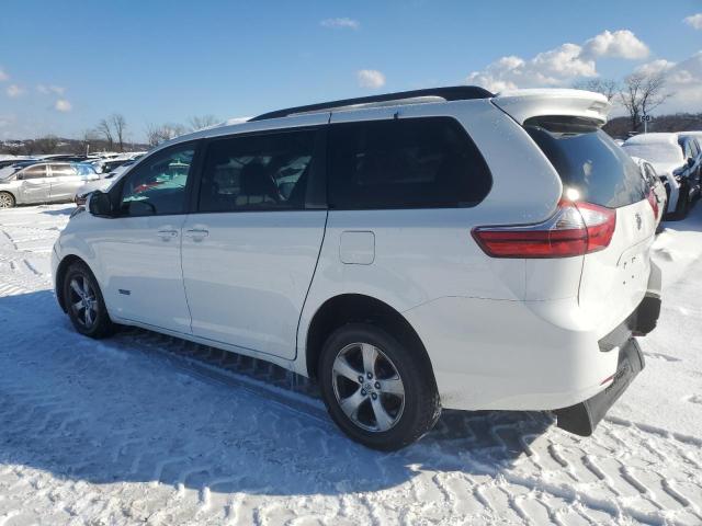 Photo 2 from auction – 2016 TOYOTA SIENNA LE with VIN 5TDKK3DC2GS733778