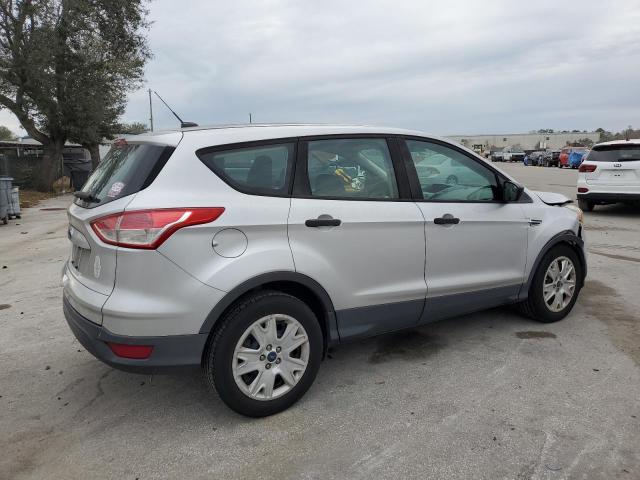 Photo 3 from auction – 2016 FORD ESCAPE S with VIN 1FMCU0F7XGUB53098