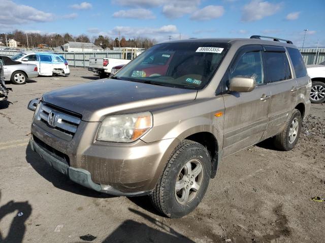 HONDA PILOT EX 2007 with VIN 2HKYF18427H519742 - Photo from auction
