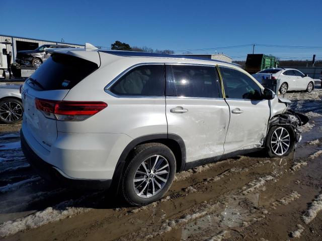 Photo 3 from auction – 2019 TOYOTA HIGHLANDER with VIN 5TDKZRFH7KS550778