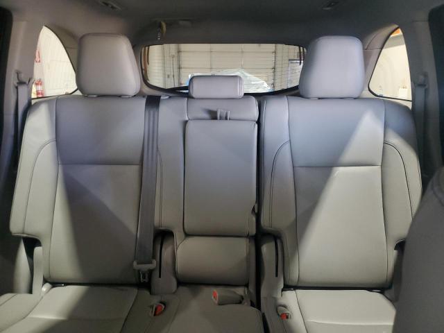 Photo 10 from auction – 2018 TOYOTA HIGHLANDER with VIN 5TDJZRFH9JS867259