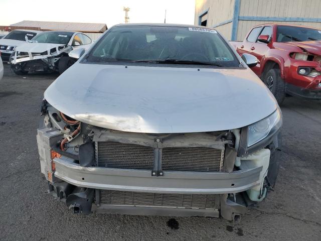 Photo 5 from auction – 2012 CHEVROLET VOLT with VIN 1G1RB6E40CU100802